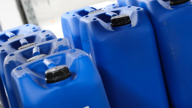 Prodotti chimici e diluenti per uso industriale